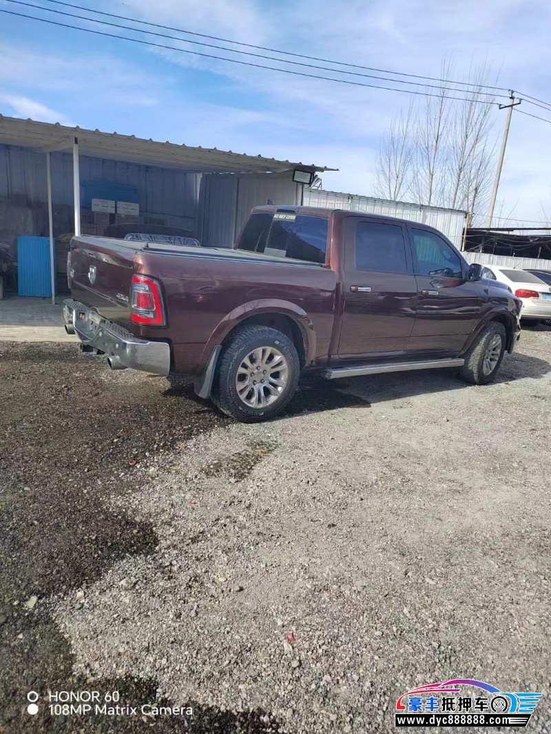 16年道奇公羊轿车抵押车出售