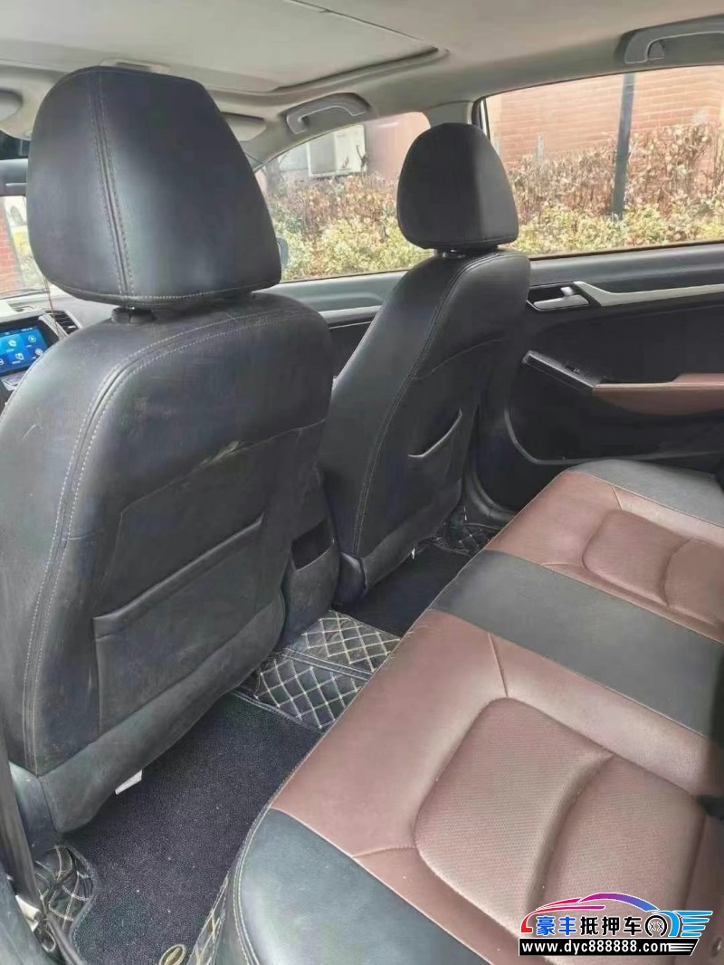 17年吉利远景轿车抵押车出售