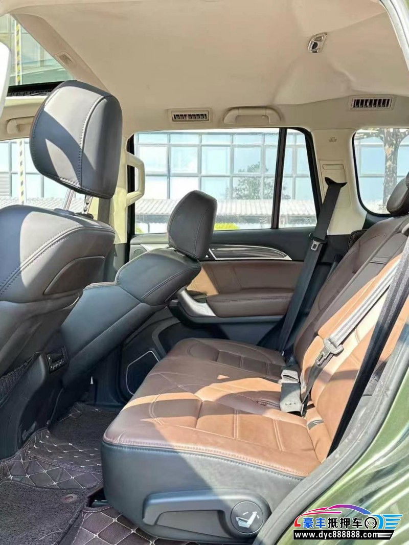 16年长城哈弗H9轿车抵押车出售