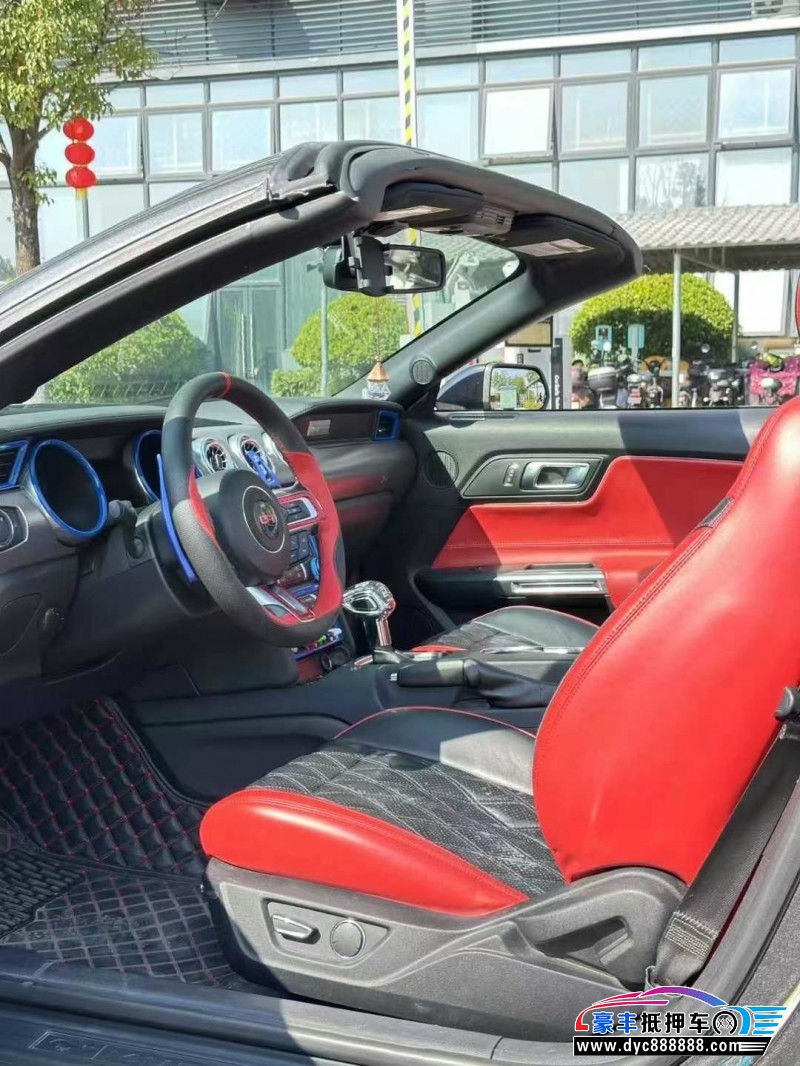 19年福特野马轿车抵押车出售