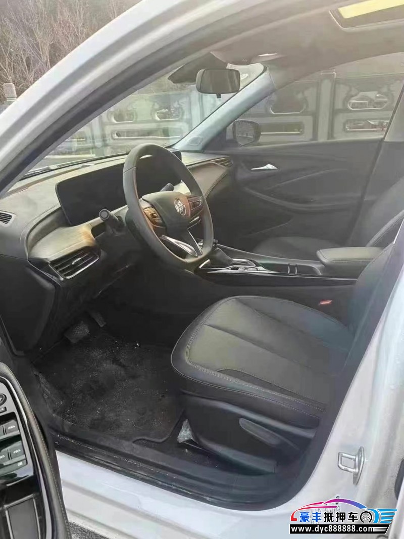 23年别克威朗轿车抵押车出售