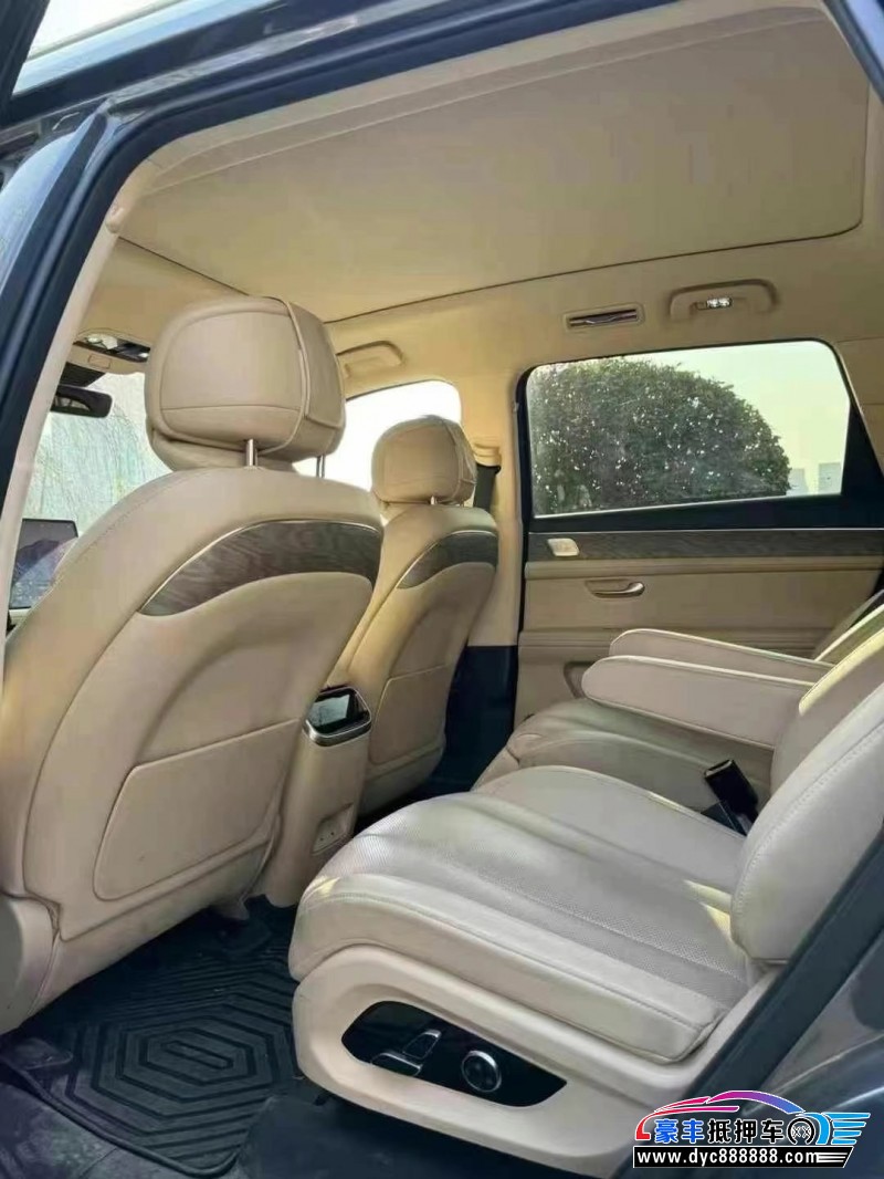 22年华为问界轿车抵押车出售