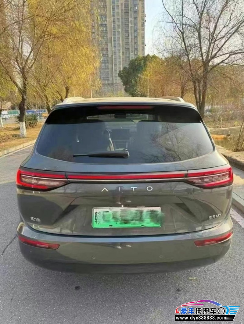 22年华为问界轿车抵押车出售