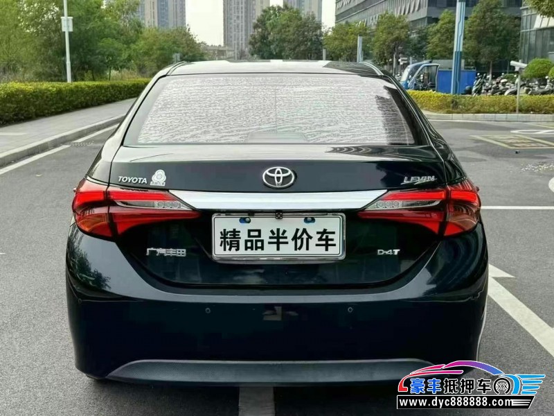 18年丰田雷凌轿车抵押车出售