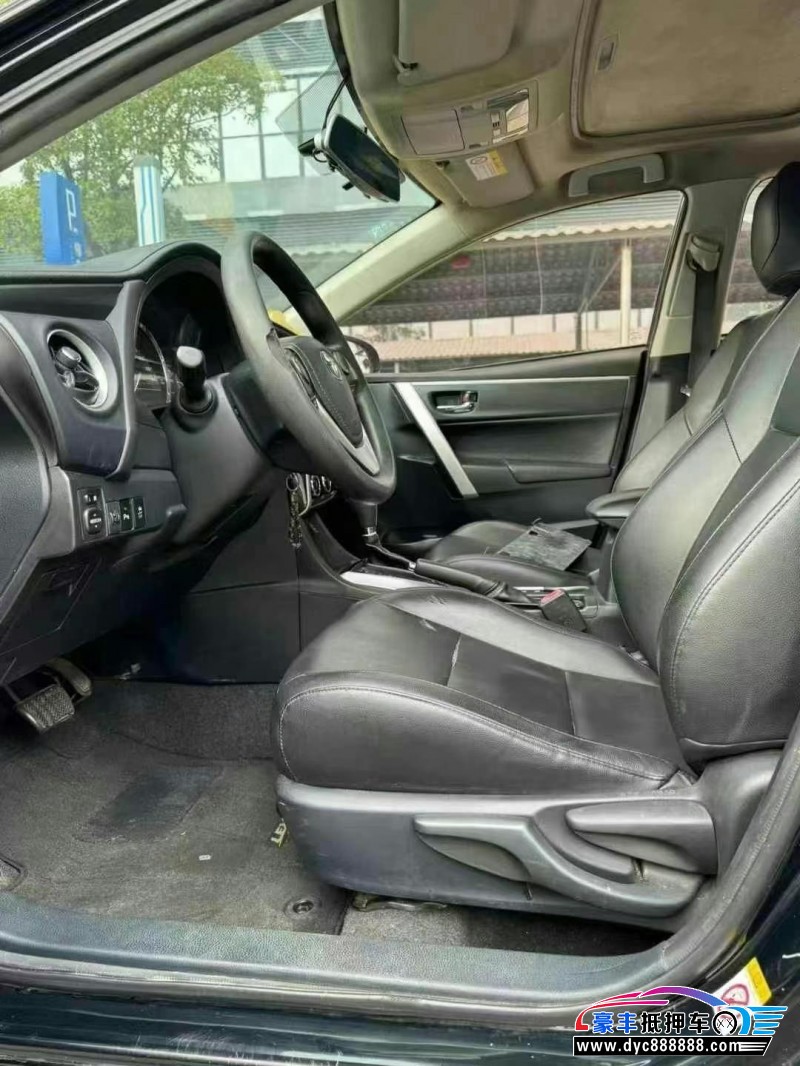 18年丰田雷凌轿车抵押车出售