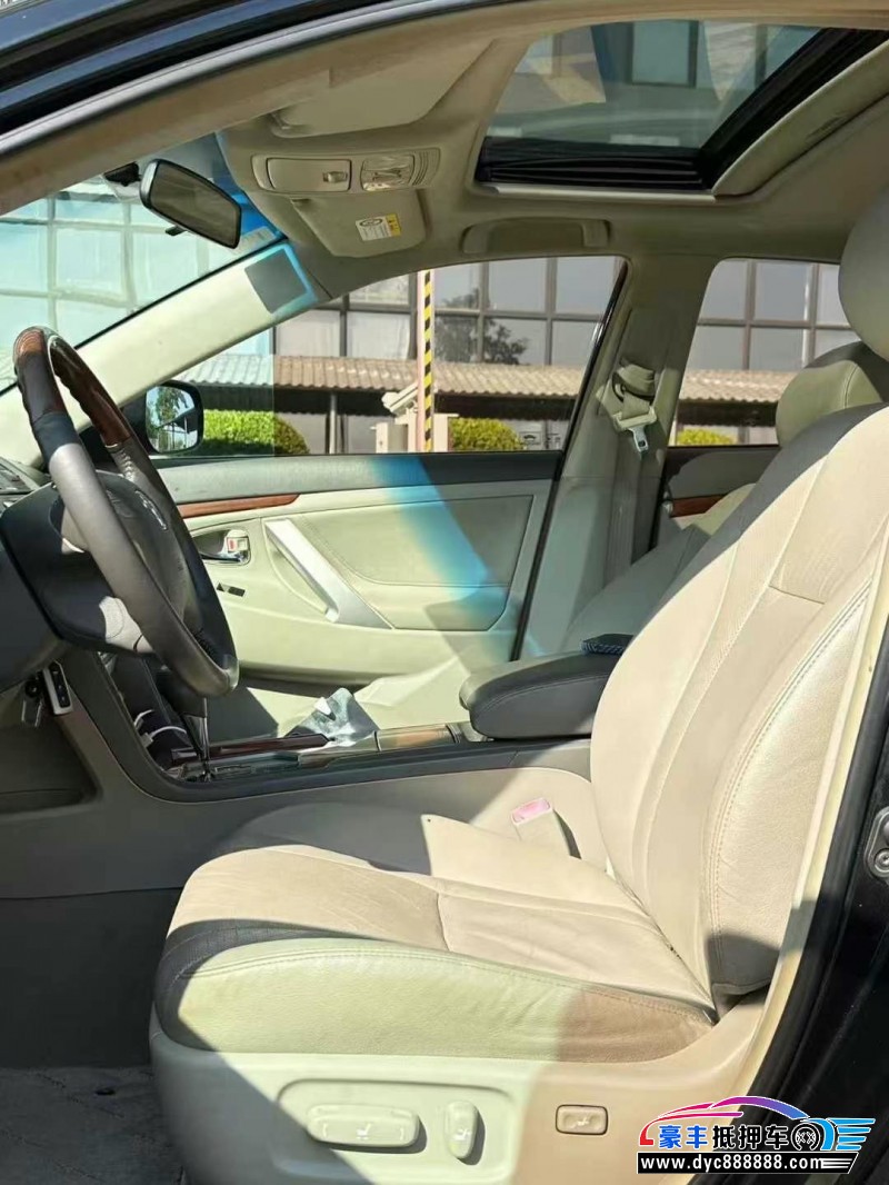 15年丰田凯美瑞轿车抵押车出售