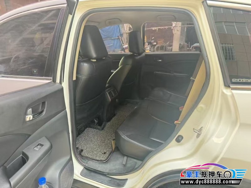 17年本田CR-V轿车抵押车出售