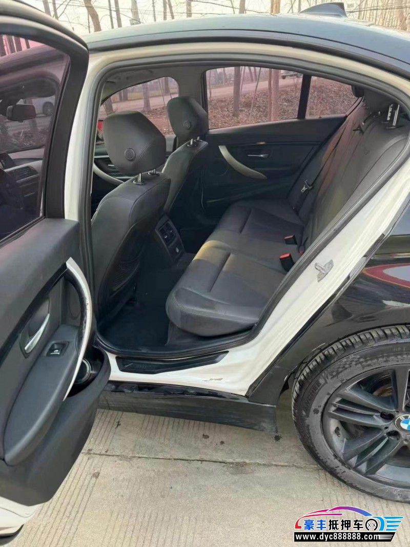 15年宝马3系轿车抵押车出售