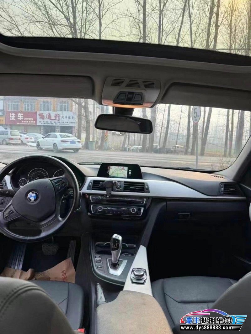 15年宝马3系轿车抵押车出售