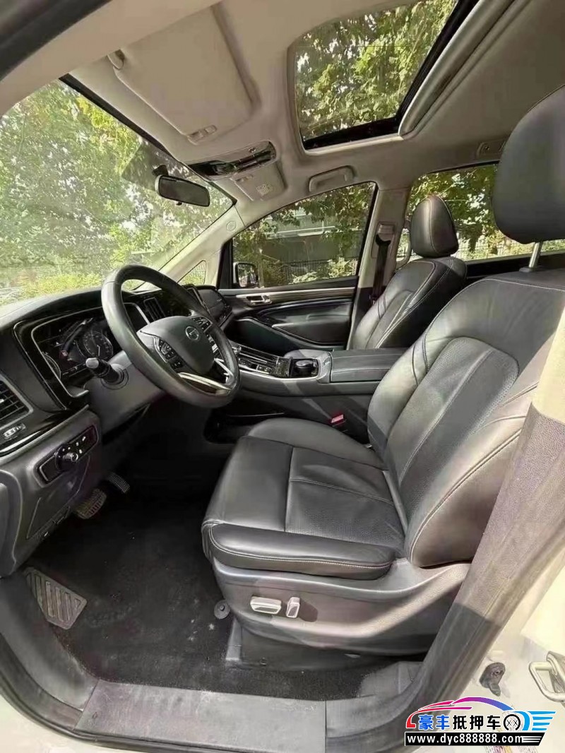 22年传祺M8轿车抵押车出售