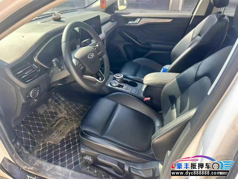 22年福特福克斯轿车抵押车出售