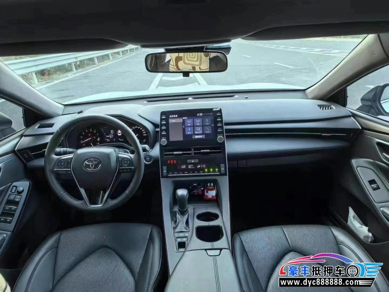 22年丰田亚洲龙轿车抵押车出售