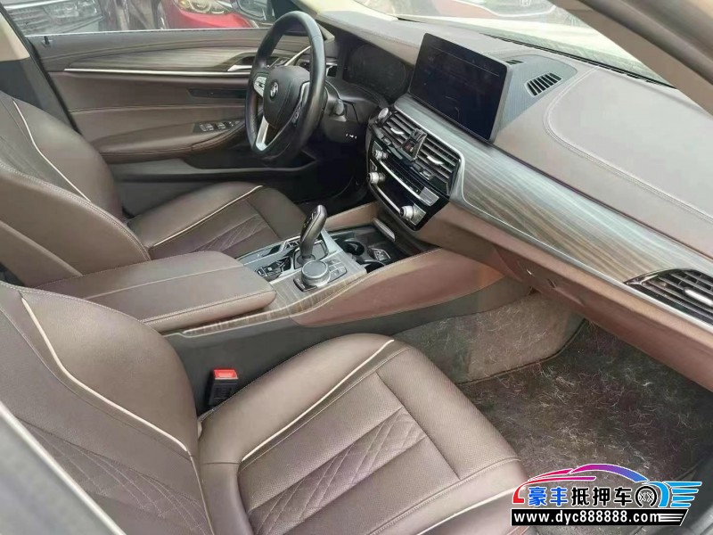 21年宝马5系轿车抵押车出售