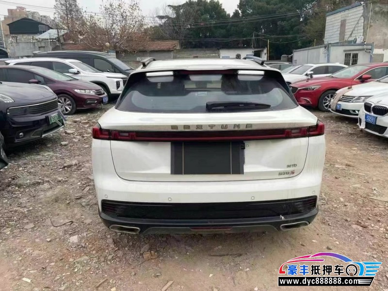 23年奔腾B70轿车抵押车出售