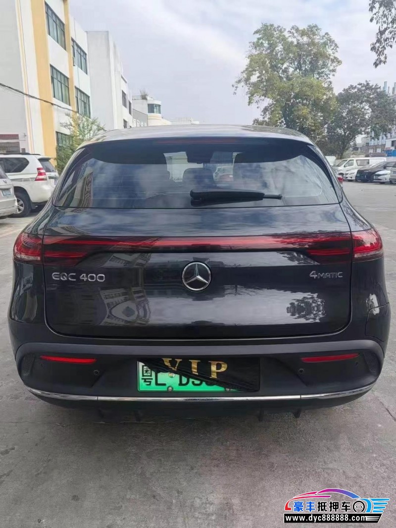 21年奔驰EQC轿车抵押车出售