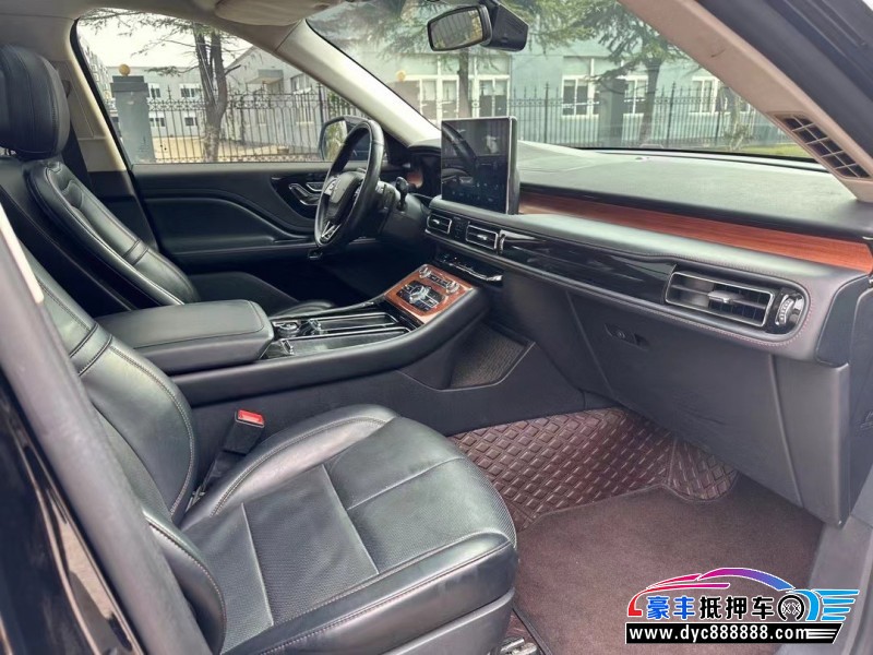 22年林肯飞行家轿车抵押车出售