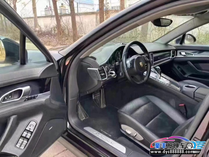 12年保时捷帕纳梅拉轿车抵押车出售