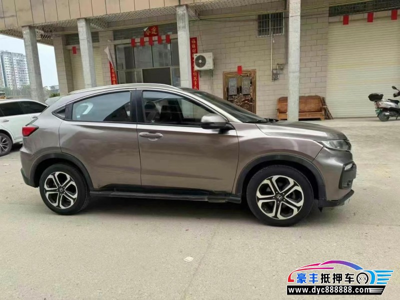 16年本田XRV轿车抵押车出售