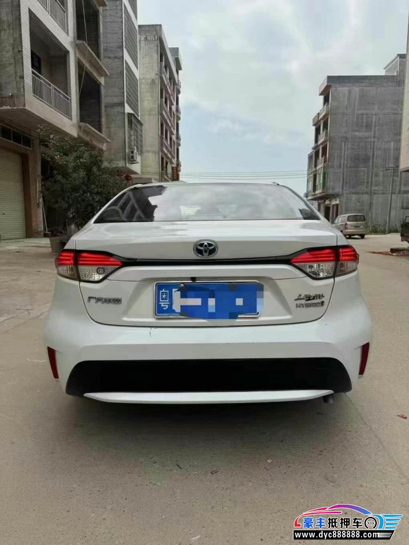 20年丰田雷凌轿车抵押车出售