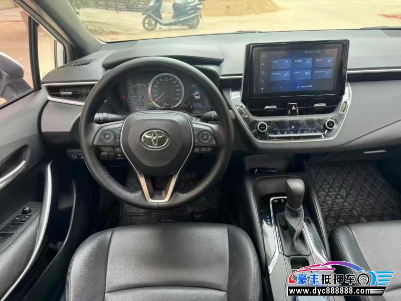 20年丰田雷凌轿车抵押车出售