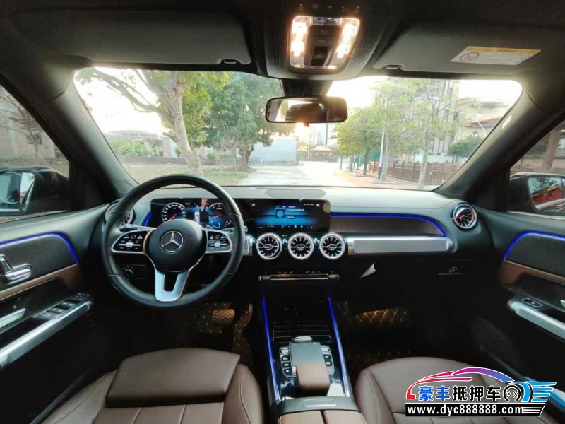 22年奔驰GLB轿车抵押车出售