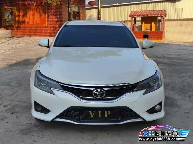 15年丰田锐志轿车抵押车出售