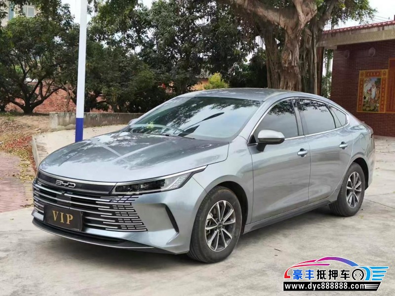 23年比亚迪驱逐舰轿车抵押车出售