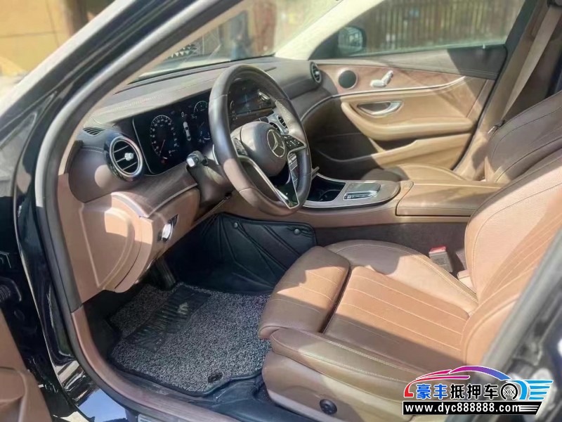 22年奔驰E轿车抵押车出售