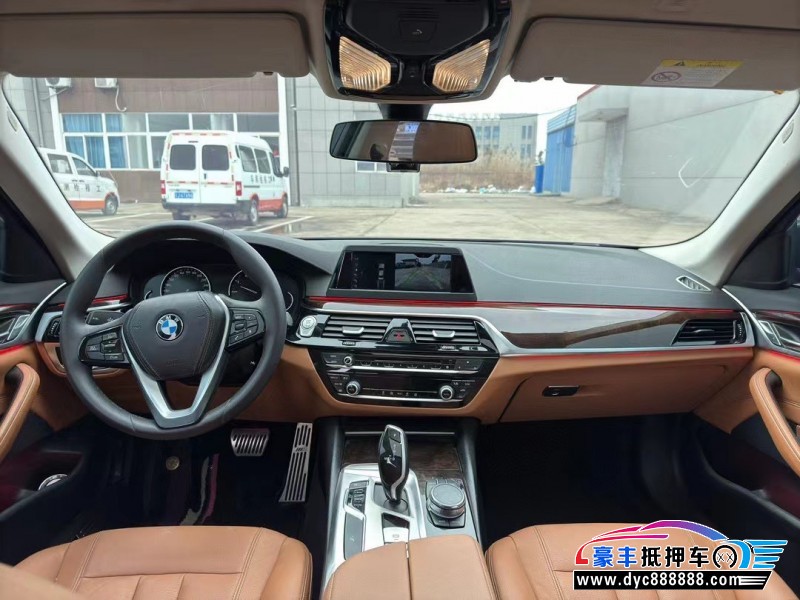 18年宝马5系轿车抵押车出售