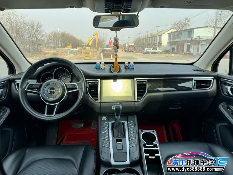 17年众泰SR9轿车抵押车出售