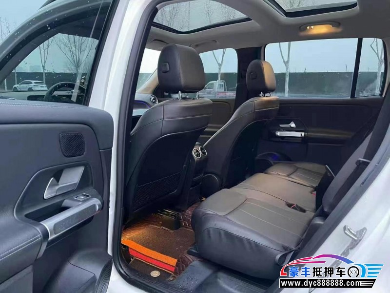 20年奔驰GLB轿车抵押车出售