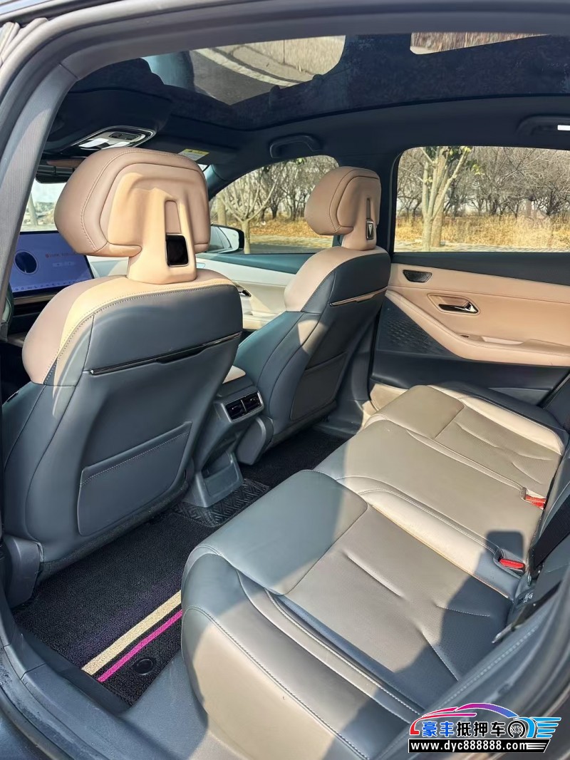 23年长安深蓝SL03轿车抵押车出售