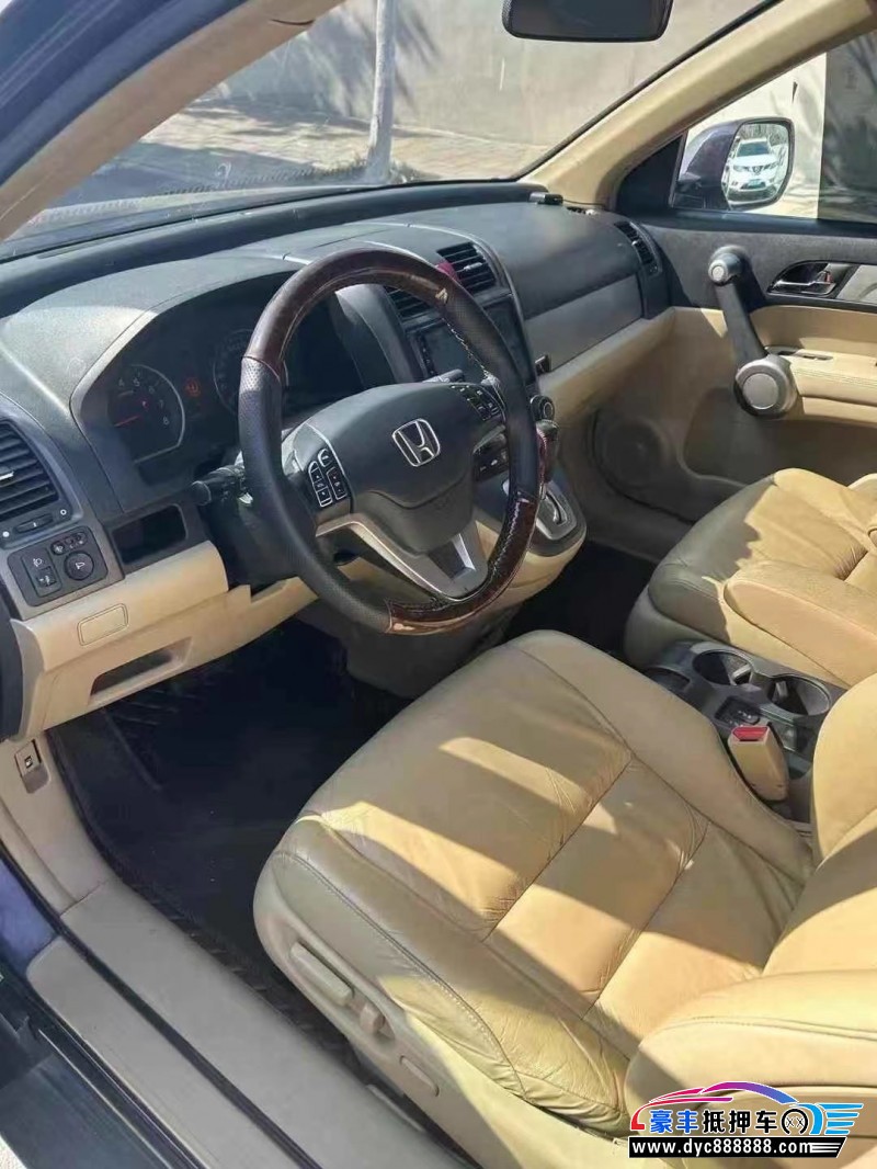 12年本田CR-V轿车抵押车出售