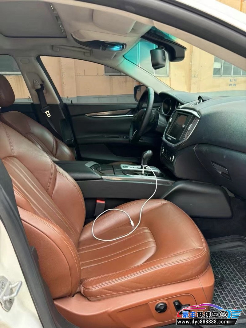 15年玛莎拉蒂Ghibli轿车抵押车出售