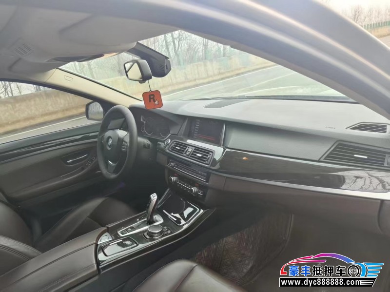 15年宝马5系轿车抵押车出售