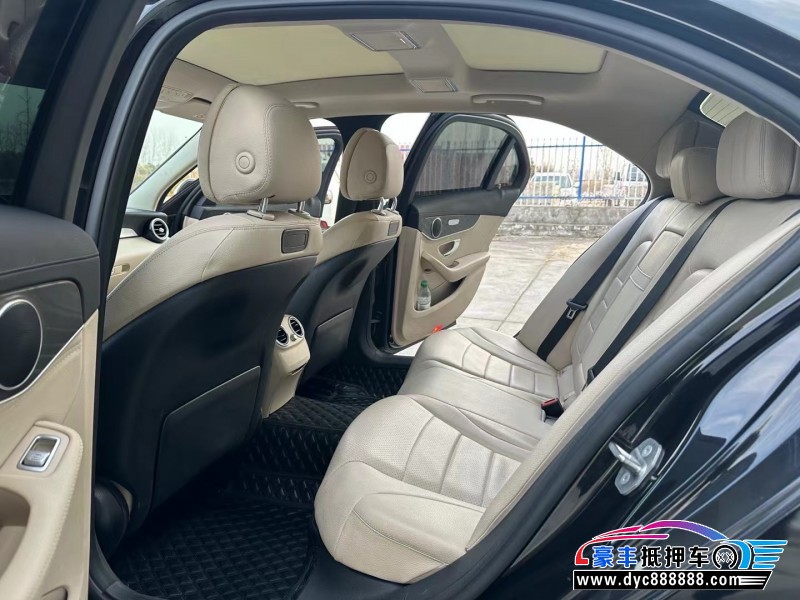 16年奔驰C轿车抵押车出售