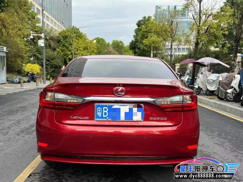 15年雷克萨斯ES轿车抵押车出售