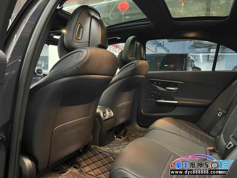 24年奔驰C轿车抵押车出售