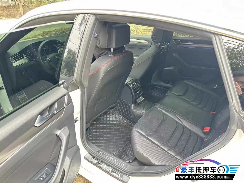 19年大众CC轿车抵押车出售