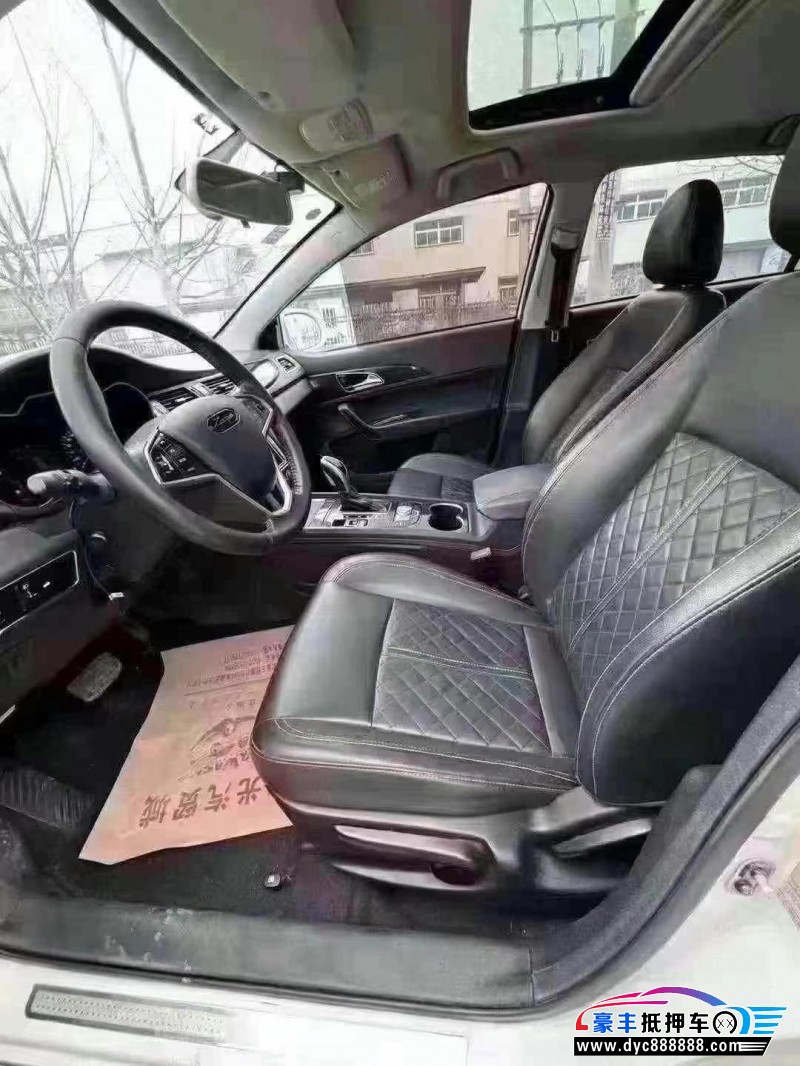 18年众泰Z560轿车抵押车出售