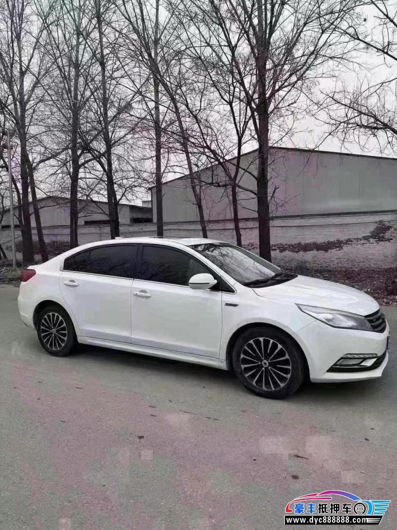 18年众泰Z560轿车抵押车出售