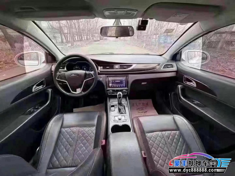 18年众泰Z560轿车抵押车出售