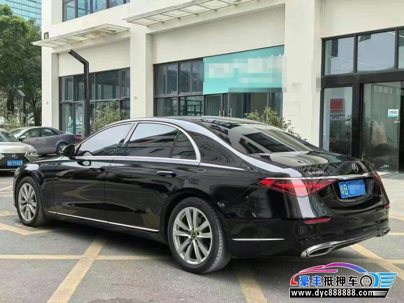 22年奔驰S轿车抵押车出售