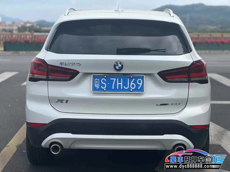 21年宝马X1轿车抵押车出售