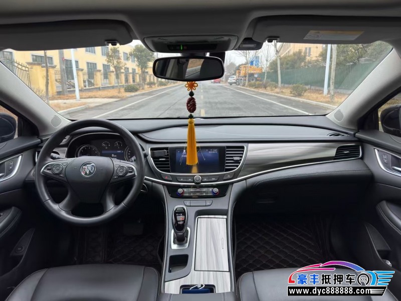 22年别克君越轿车抵押车出售