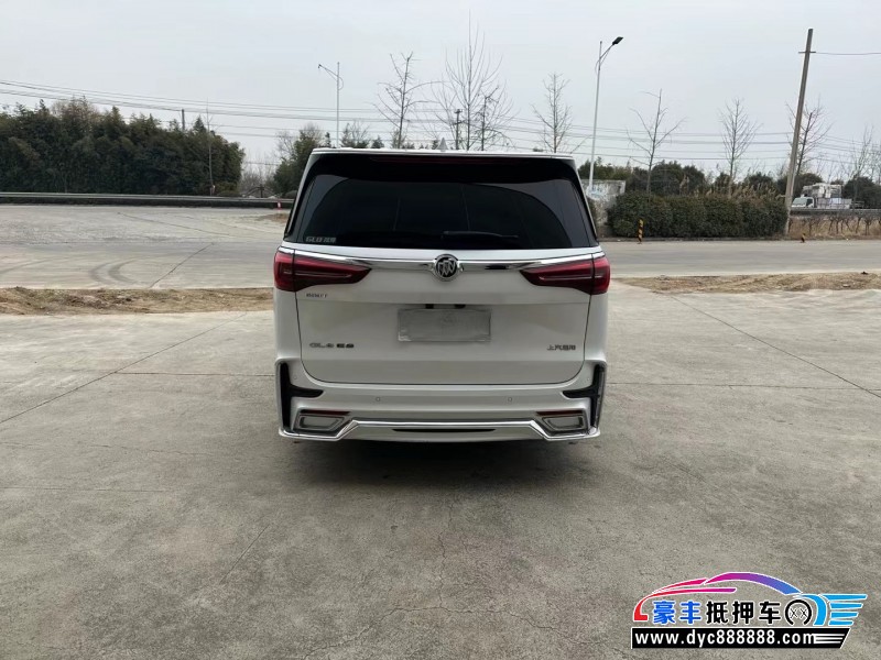 21年别克GL8轿车抵押车出售