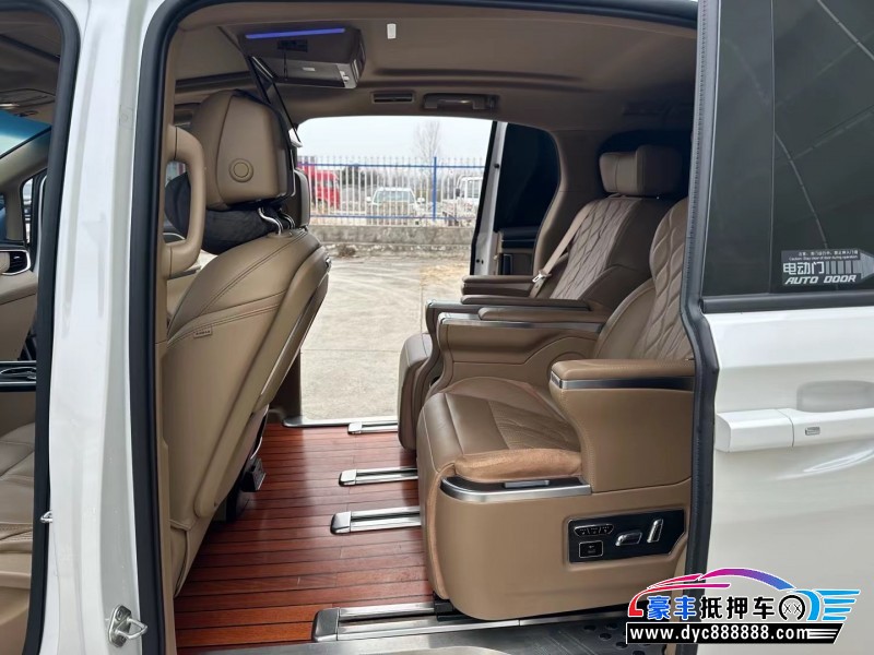 21年别克GL8轿车抵押车出售