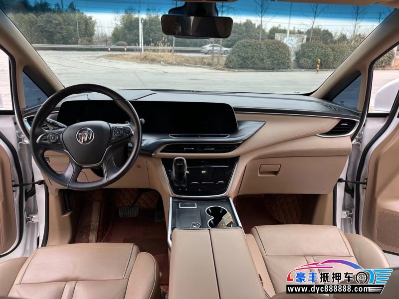 21年别克GL8轿车抵押车出售