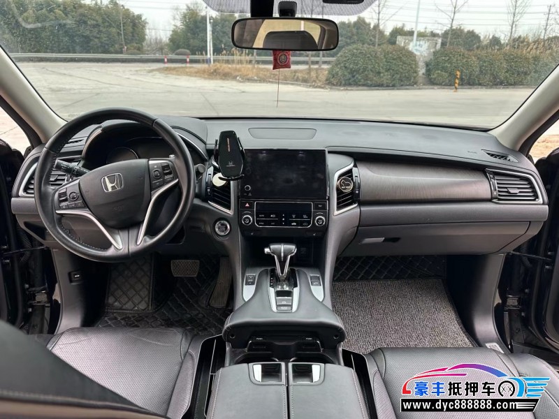 21年本田冠道轿车抵押车出售