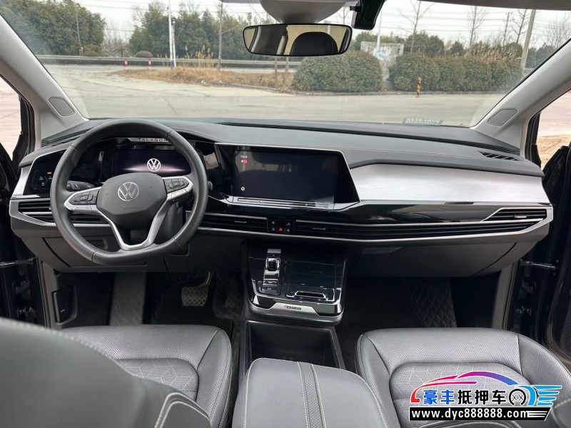 23年大众揽镜轿车抵押车出售